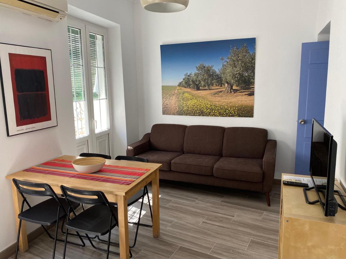 Apartamento Imperial Sevilla City Center Kültér fotó