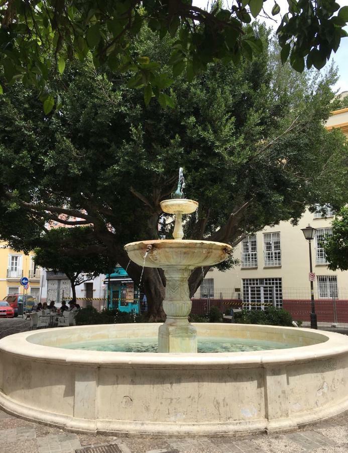 Apartamento Imperial Sevilla City Center Kültér fotó